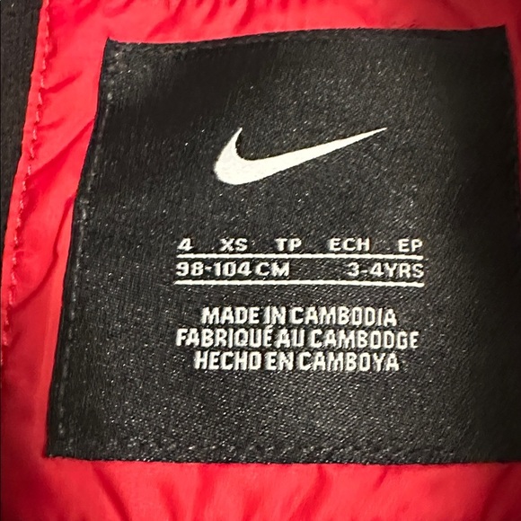 Nike Jacket Red Puffer Jacket - Picture 11 of 11